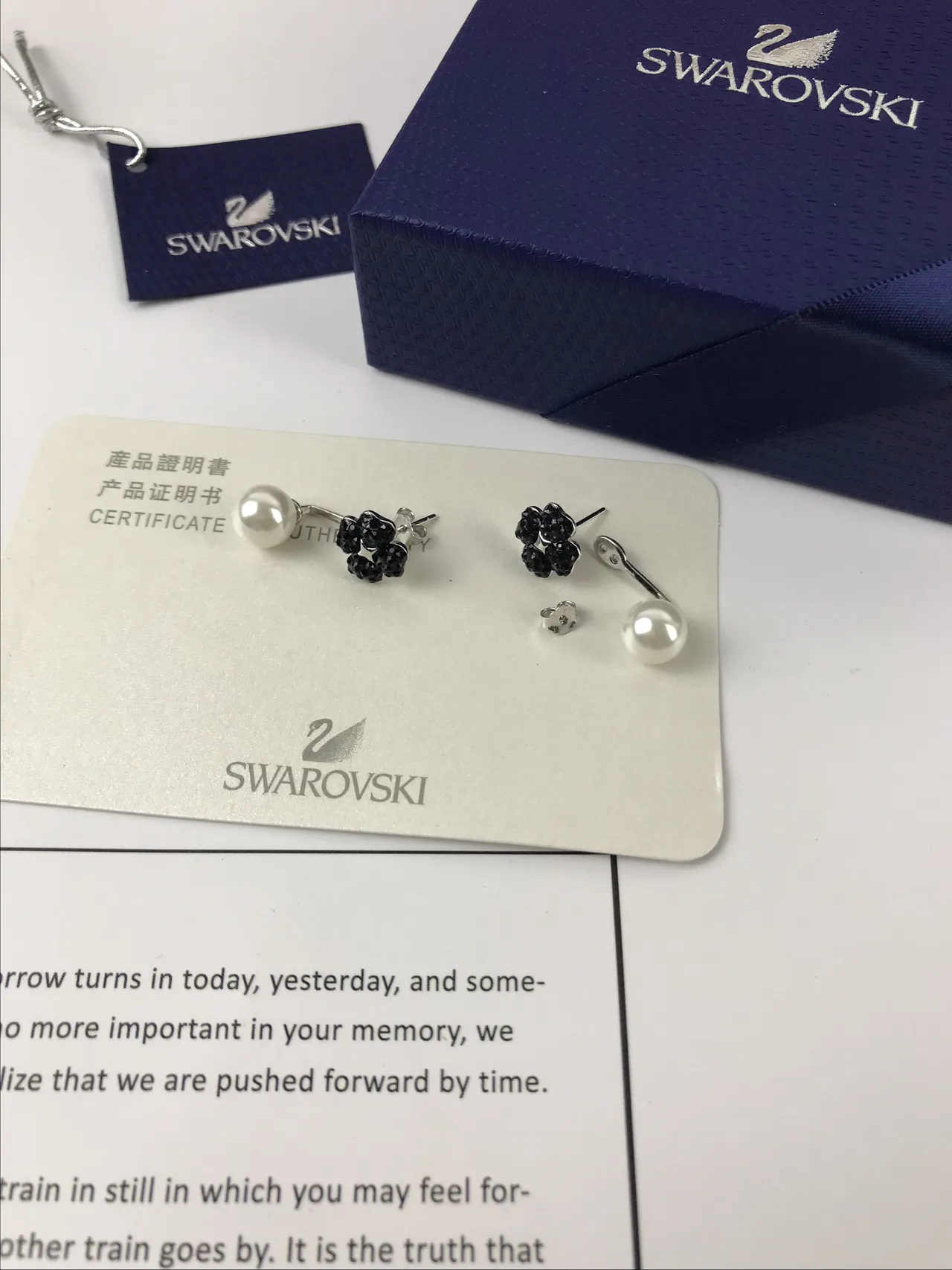 Swarovski Perlas y Cristales Negros Pendientes Stud Cluster 5