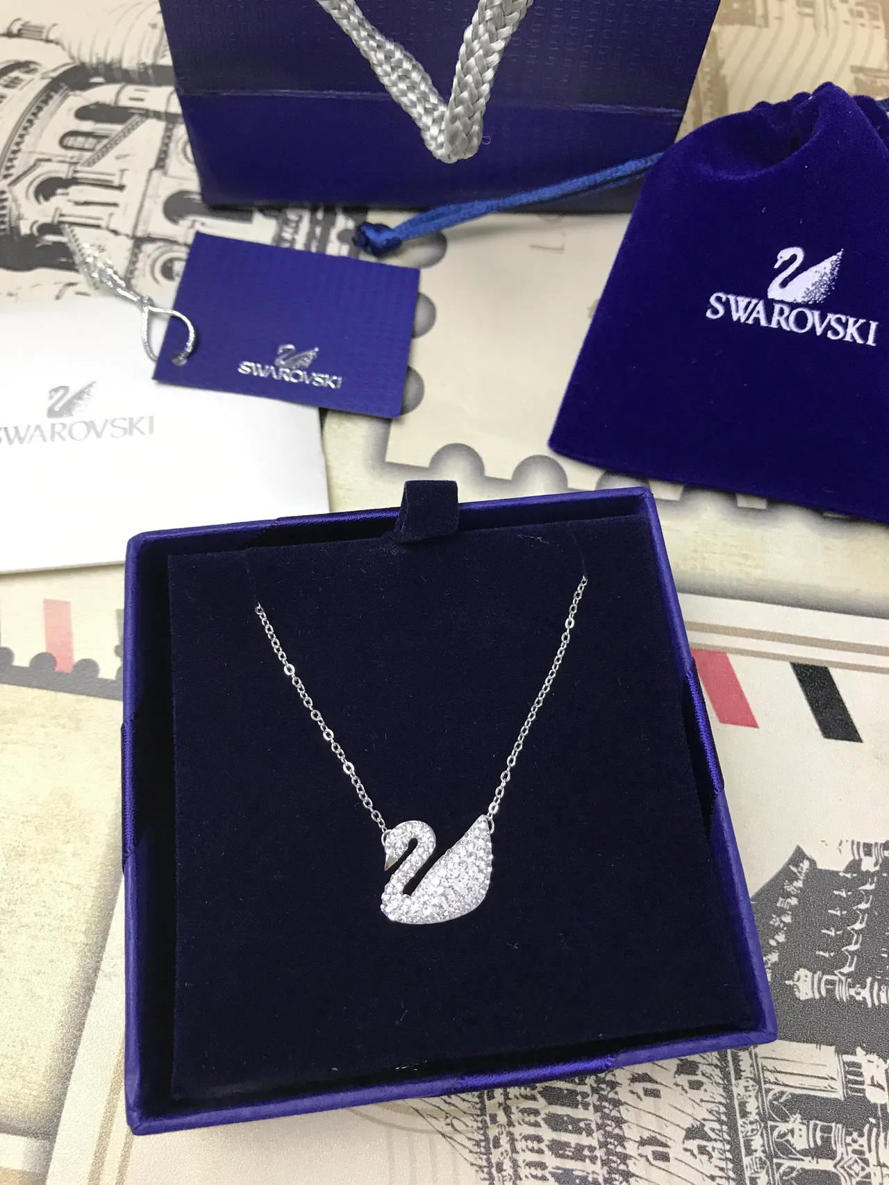 Swarovski Cisne Colgante de Cristal Negro 4