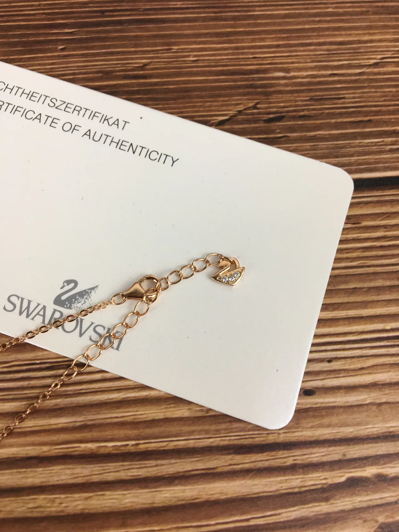 Swarovski Swan Pavé Crystal Rose-Gold Tone 项链 6