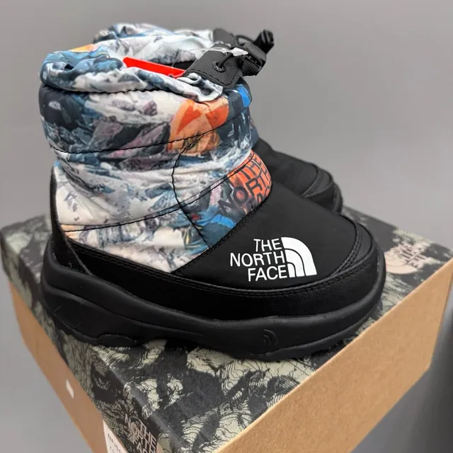 The North Face সবুজ কালো পাফি নিরোধক ড্রস্ট্রিং কাফ তুষার বুট 12
