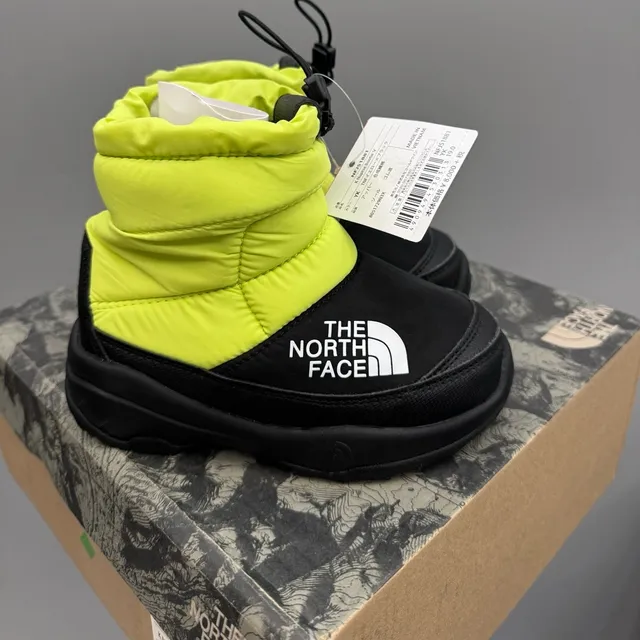 The North Face সবুজ কালো পাফি নিরোধক ড্রস্ট্রিং কাফ তুষার বুট 22