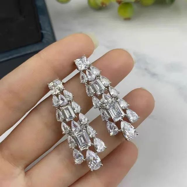 Tiffany & Co. Boucles d'oreilles cascade multi-coupe 2