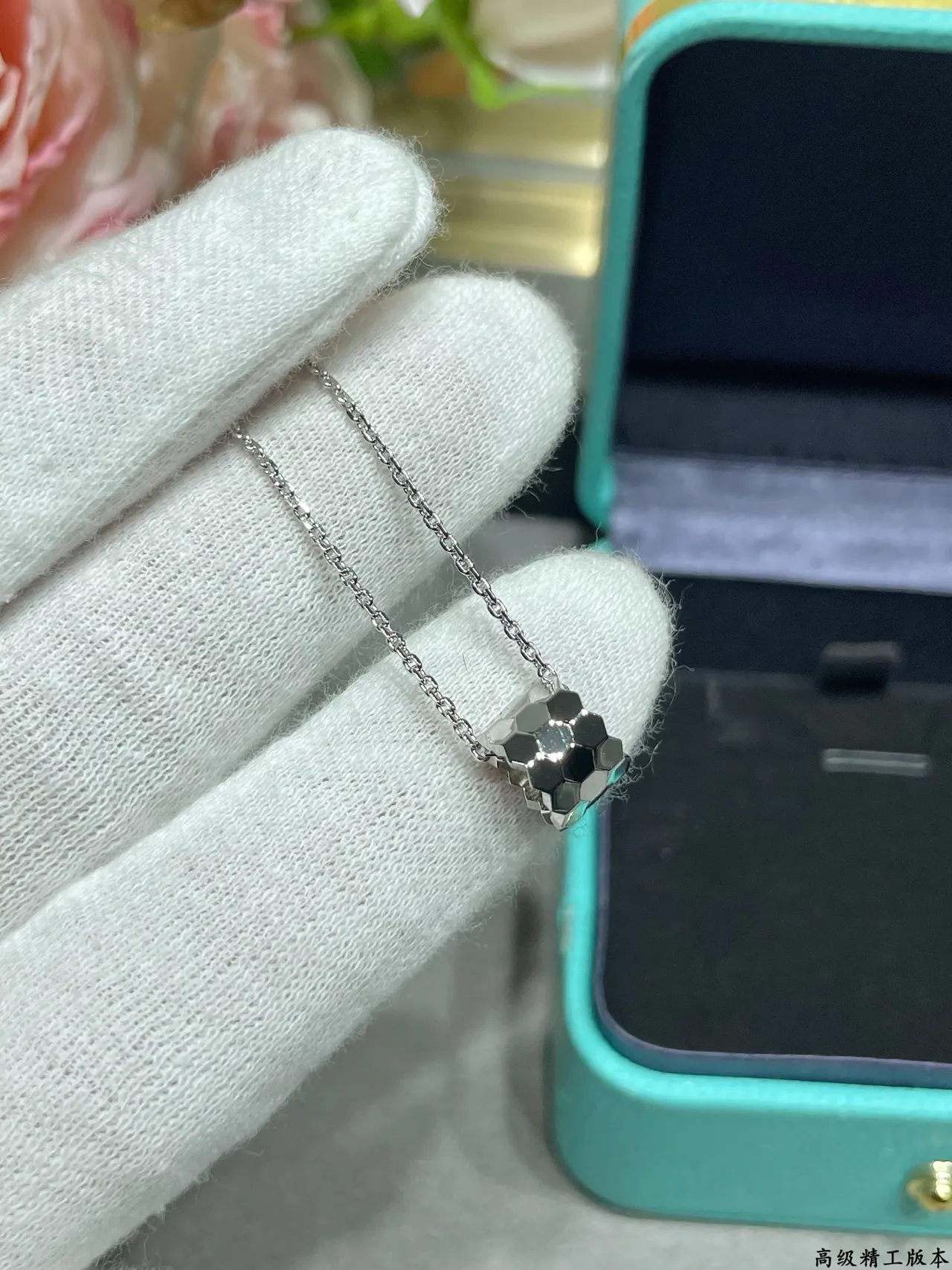 Tiffany & Co. HardWear हनिकॉम्ब ज्यामितिक सोनार हार 6
