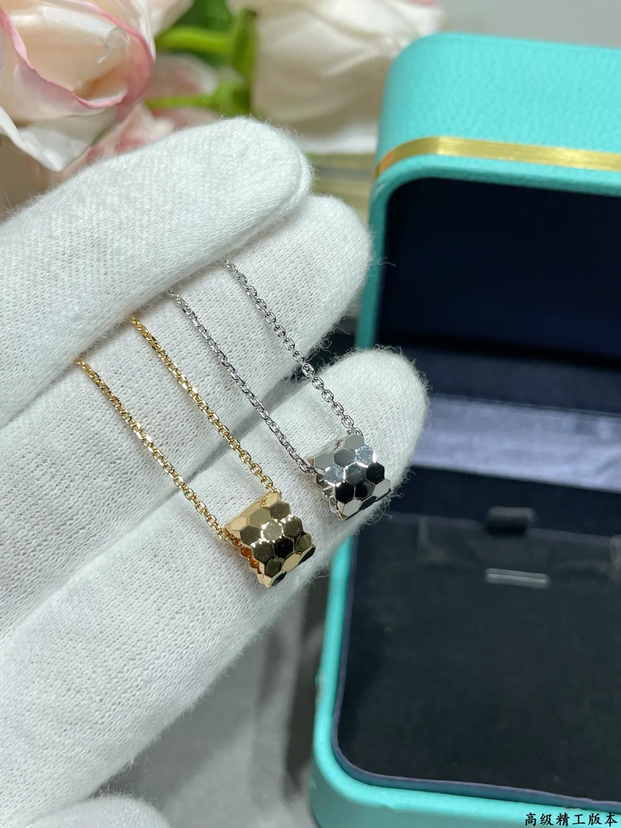 Tiffany & Co. HardWear हनिकॉम्ब ज्यामितिक सोनार हार 8