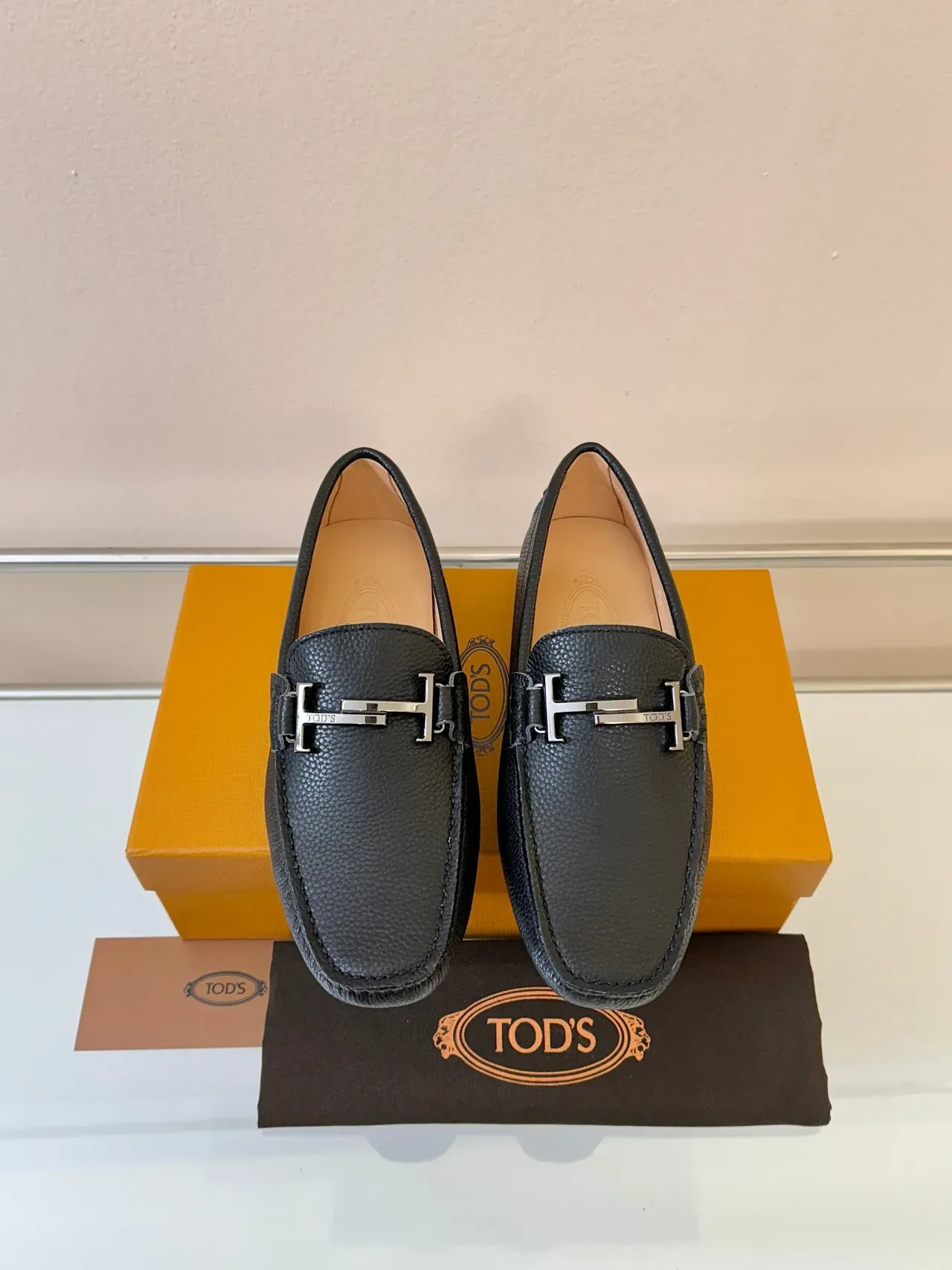 Tod's Gommino Loafer Black Pebbled Leather H-Buckle Loafers 6