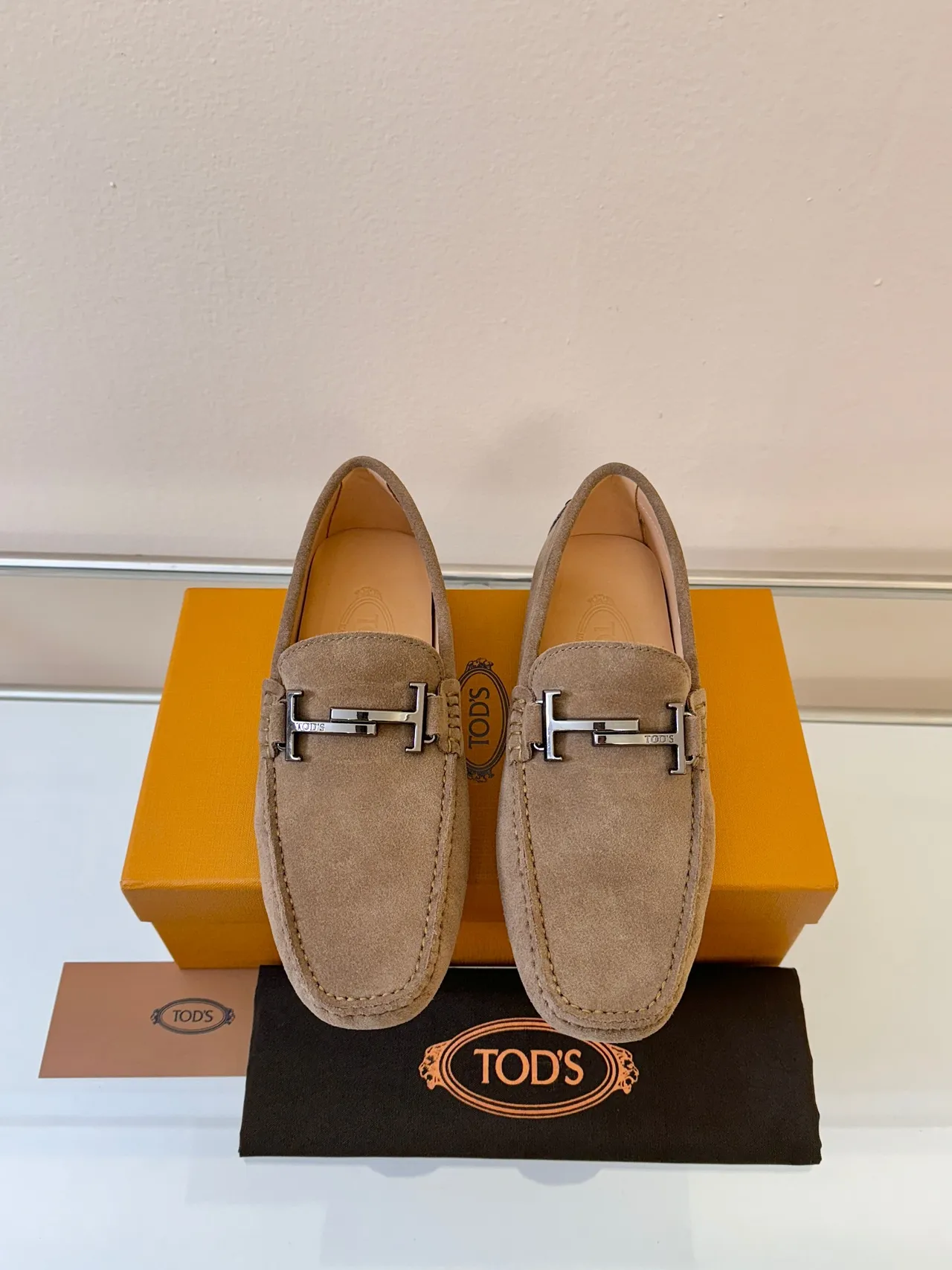 Tod's Gommino Loafer Tan Suede H-Bar Loafers 6