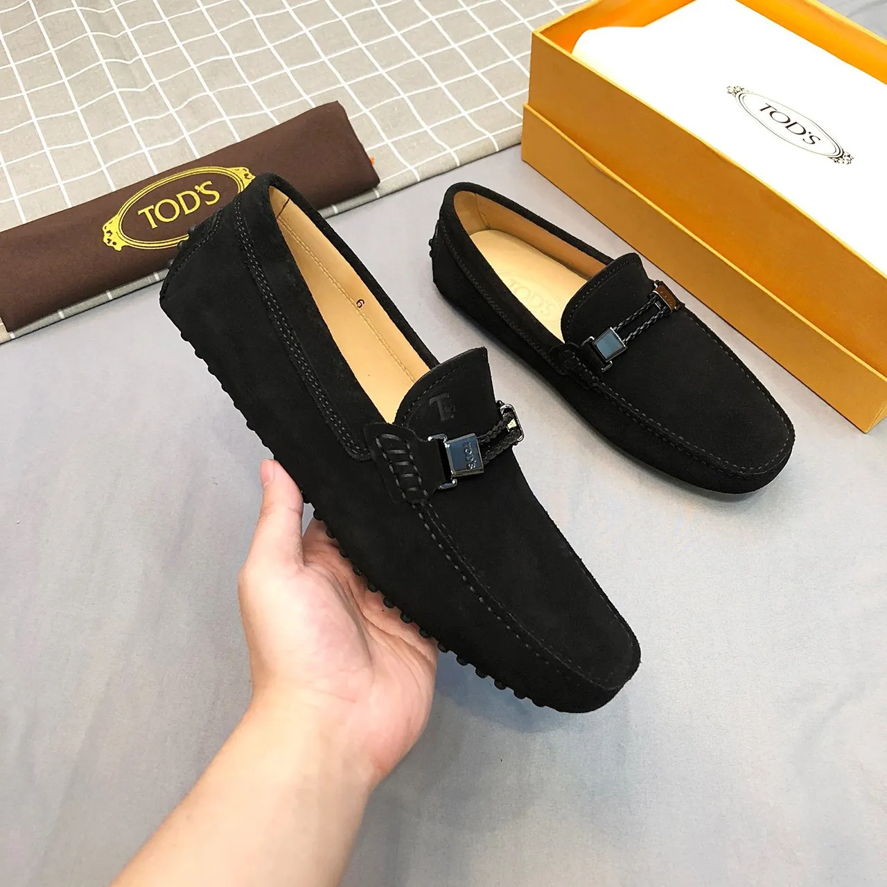 Tod's Horsebit Loafer काला स्यूड लोअफर 9