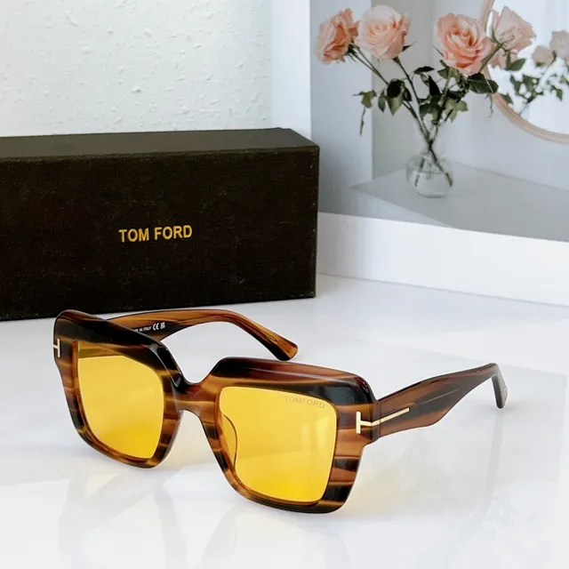 نظارات شمسية Tom Ford كبيرة مربعة أسيتات سوداء عدسة صفراء 4