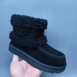 UGG 黑色羊毛毛边麂皮鞋面雪靴