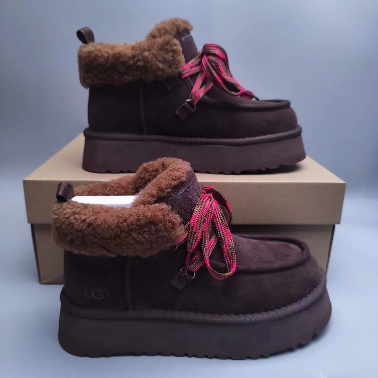 UGG भूरी बहुरंगी लेस-अप प्लेटफॉर्म बूट सुड अपर स्नो बूट्स 2