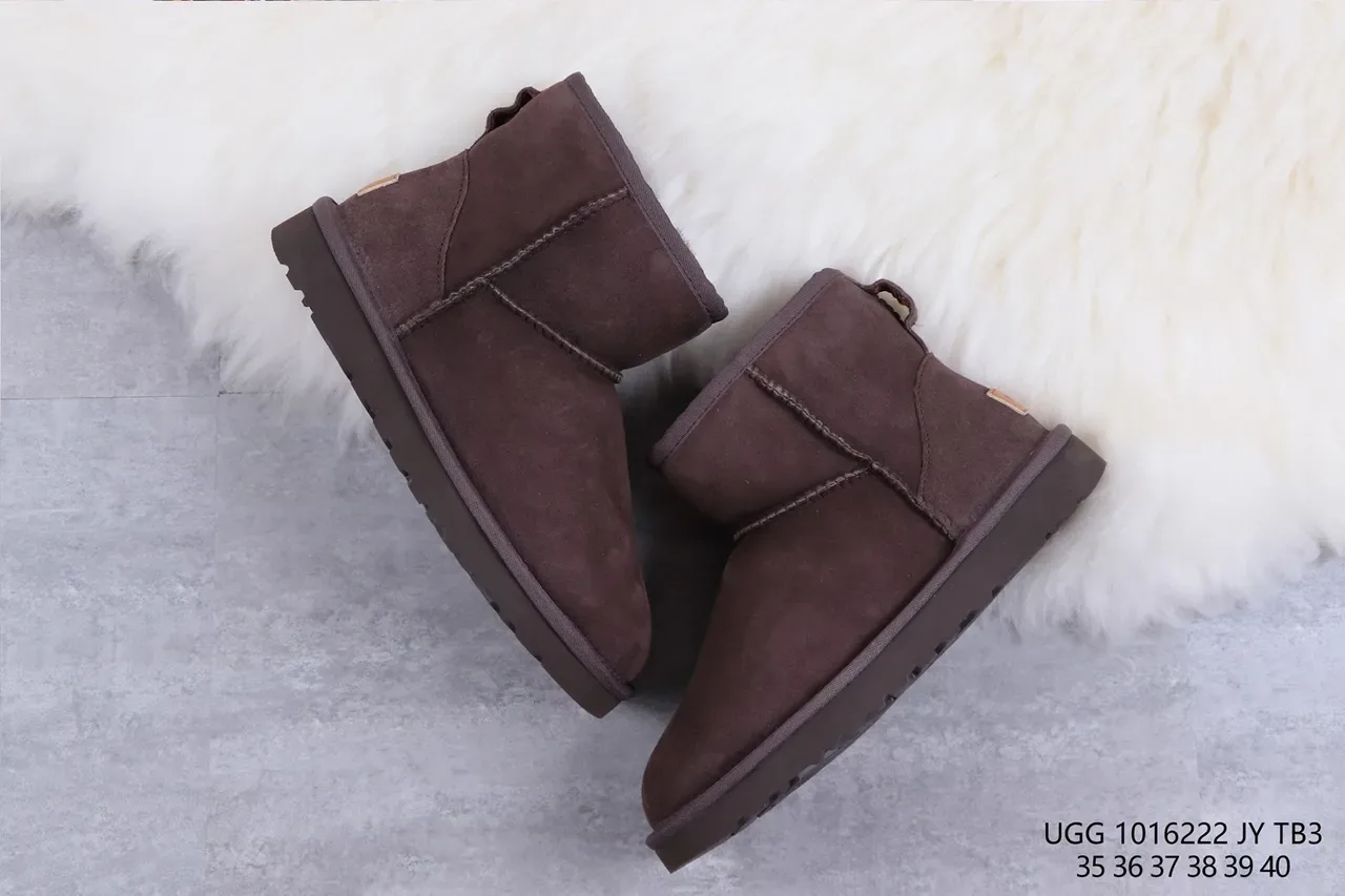 UGG Classic Mini বাদামী সুয়েড শিয়ারলিং লাইন্ড স্নো বুট 7
