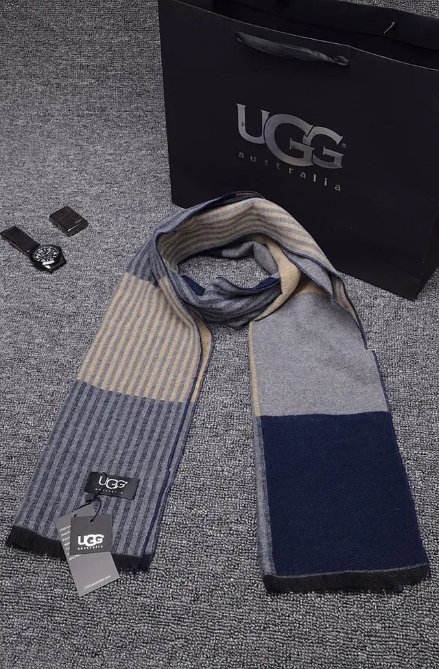 UGG গ্রে নেভি স্ট্রাইপড রিবড উইভ ক্যাশমিয়ার স্কার্ফ 2