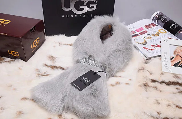 UGG Gray Silver Fluffy Faux Fur Sequin Embellishment Snow Boots 5