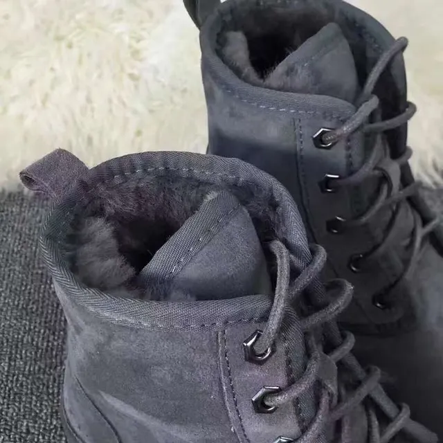 UGG ধূসর সুয়েড উপর লেস-আপ ফ্রন্ট এনকেল বুট 8