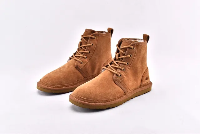 UGG Harkley ট্যান স্যুড লেস-আপ এনকেল বুটস 2