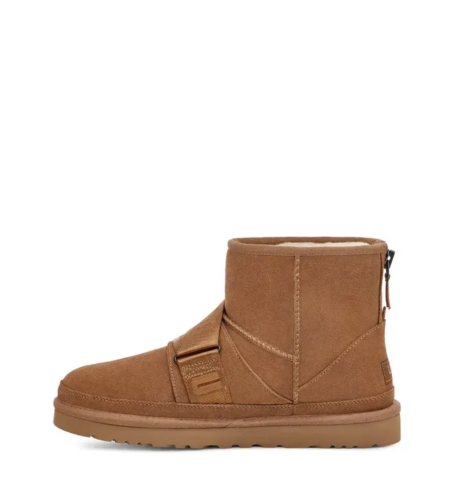 UGG स्ट्रैप डिटेल टैन सूड स्नो बूट 3