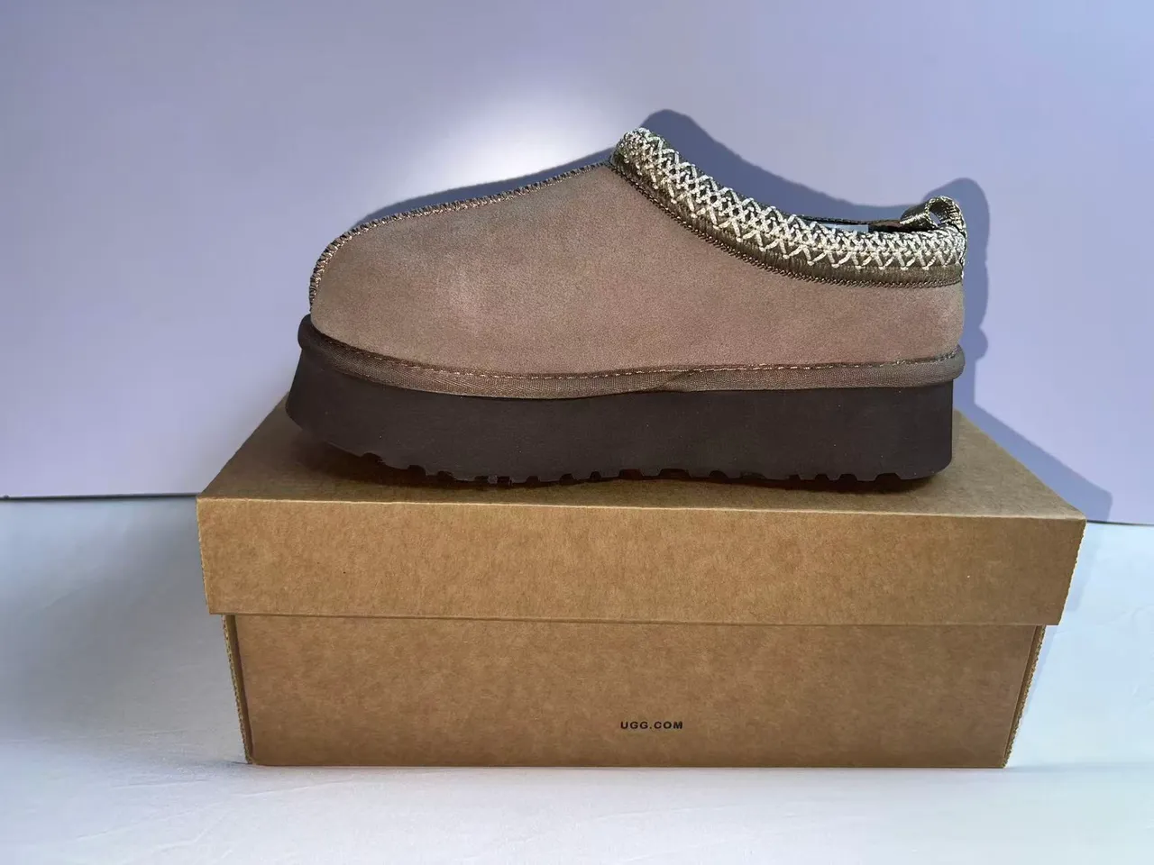 UGG Tasman بيج بني كعب منصة زخرفة معدنية منسوجة أحذية كاجوال 4