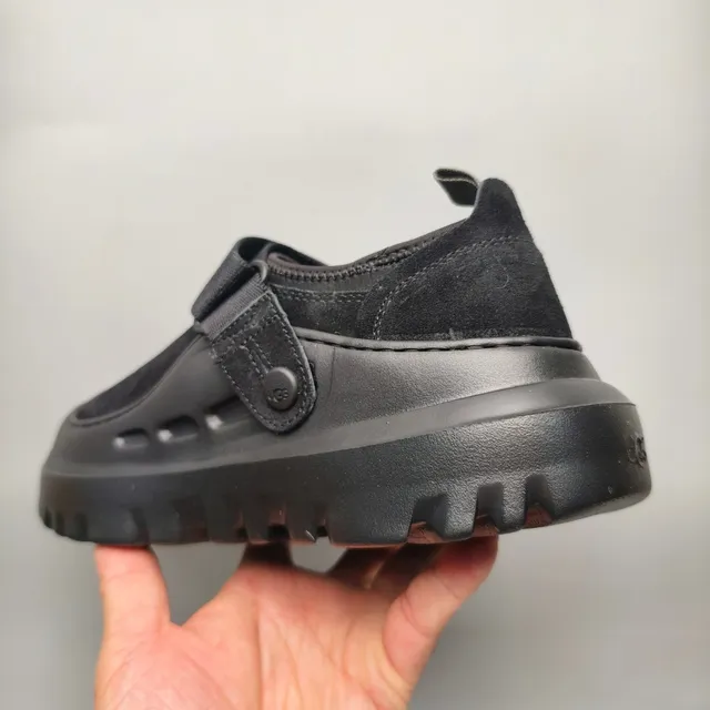 UGG टास्मन काला प्लेटफॉर्म सोल सुड अपर क्लॉग 4