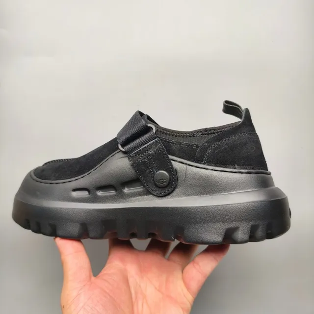UGG टास्मन काला प्लेटफॉर्म सोल सुड अपर क्लॉग 7
