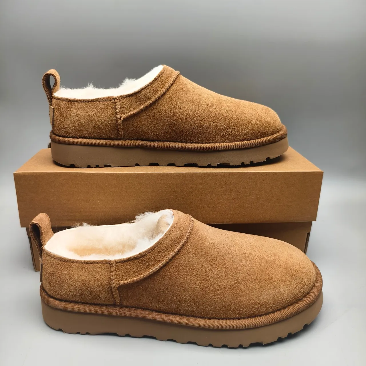 UGG Tasman Marrom Bege Camurça Superior Forro de Pelos Sapatos Casuais 5