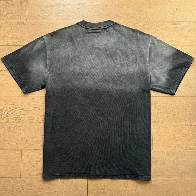 Vale Forever Camiseta gráfica preta de lavagem ácida com strass 5