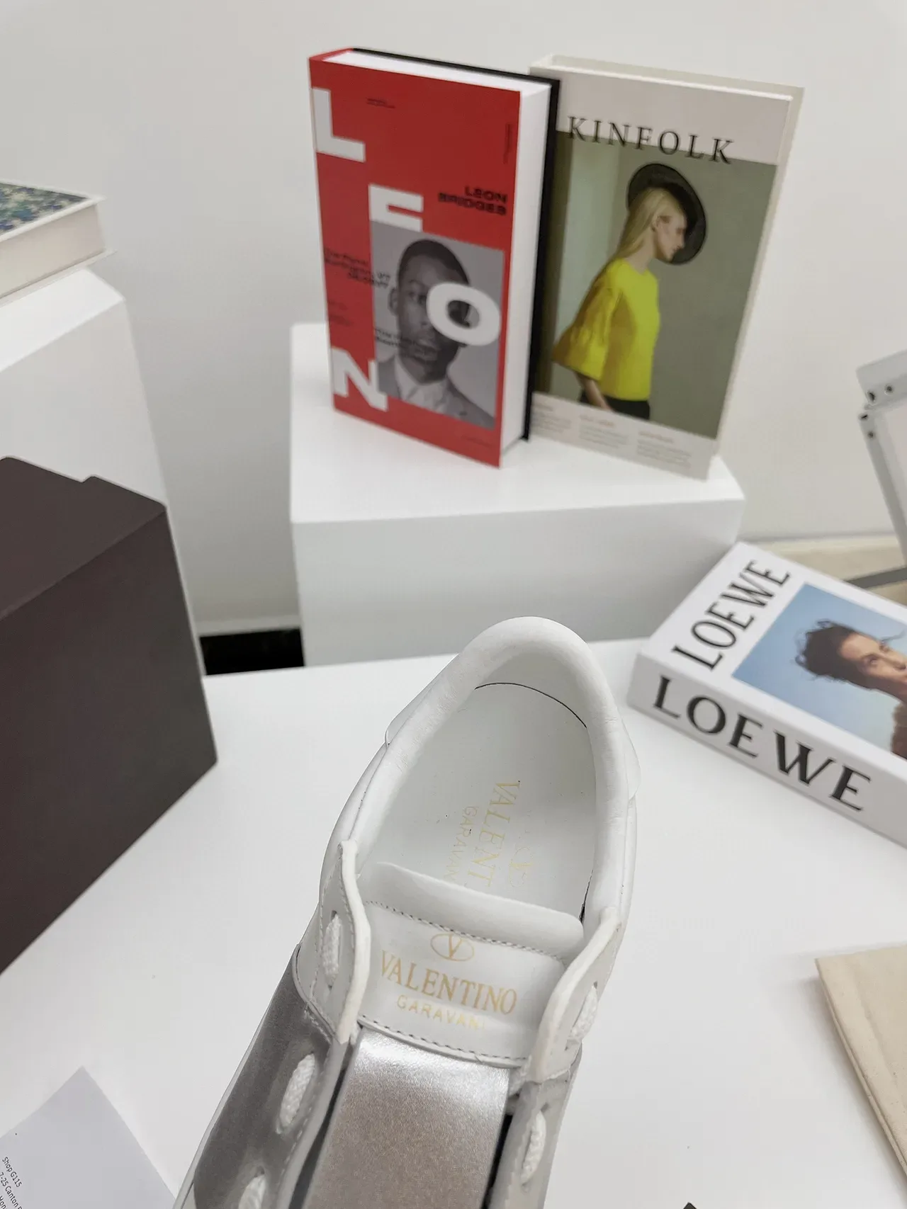 Valentino One Stud Blanc et Argent Chaussures Lifestyle à Plateforme 5