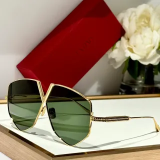 Valentino Rockstud ذهبي أخضر زاوي درع ظل إطار معدني نظارات شمسية