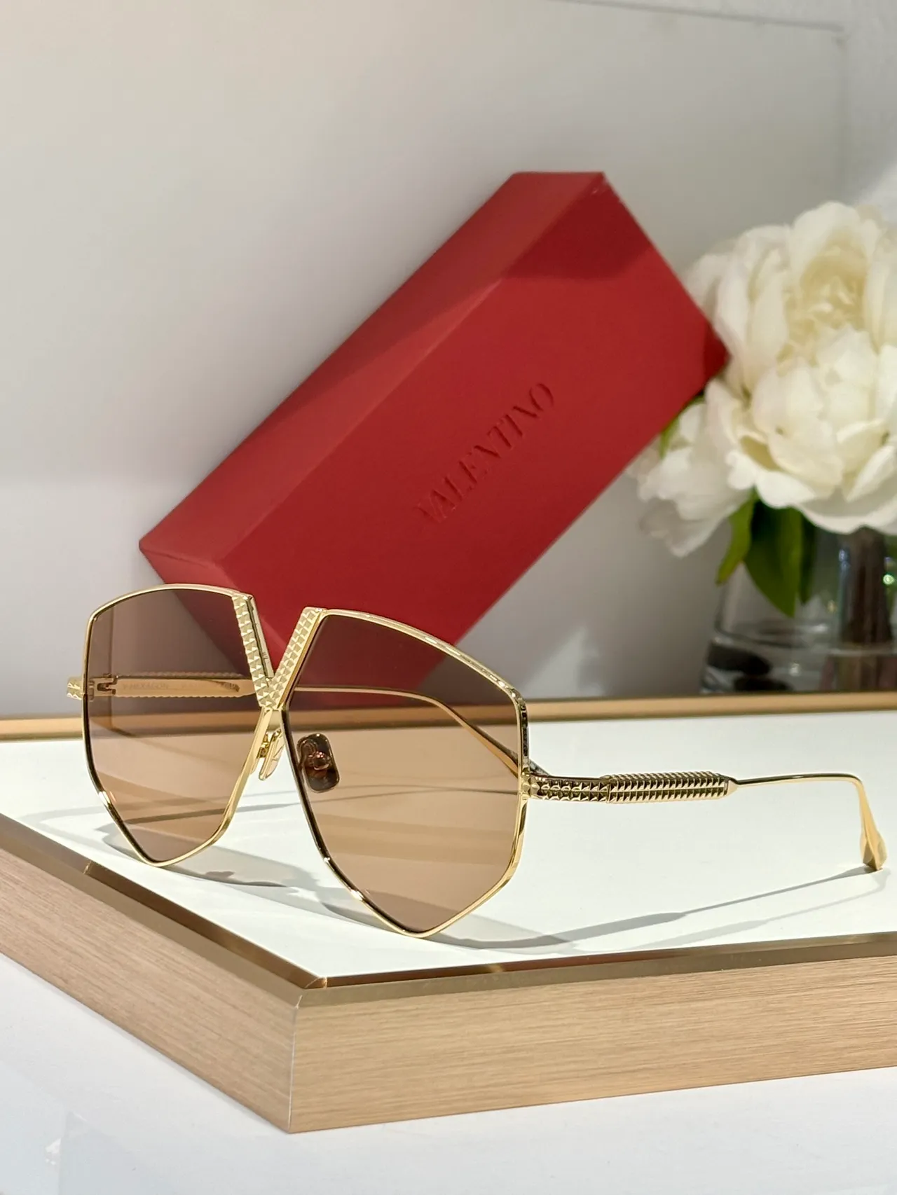Valentino Rockstud Or Vert Angulaire Bouclier Silhouette Monture Métal Lunettes de Soleil 7