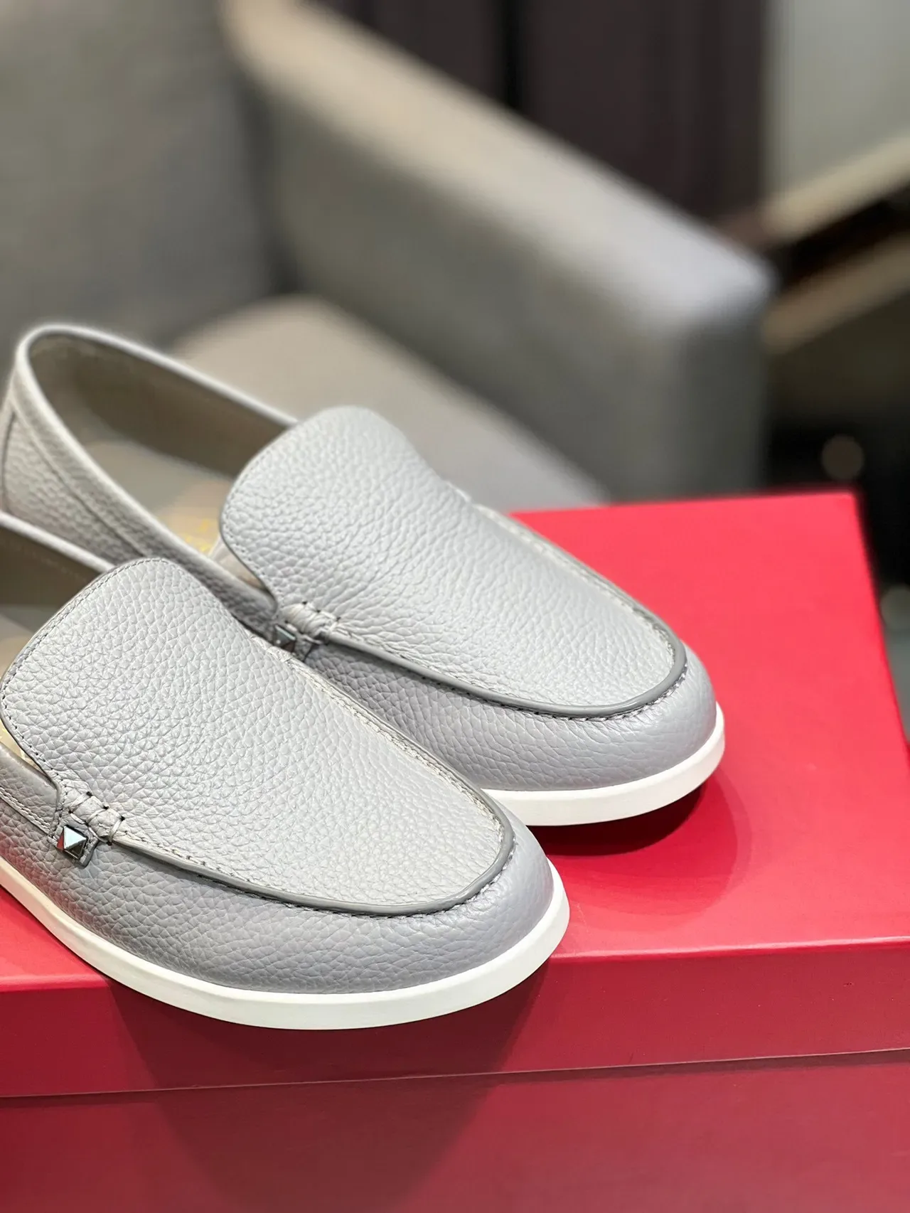 Valentino Rockstud Loafer Light Gray Pebbled Leather Slip-On Loafers 9