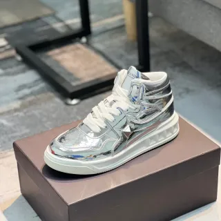 Valentino Rockstud Prata Branco Metálico Cromo Superior Silhueta Alta Estilo de Vida Tênis