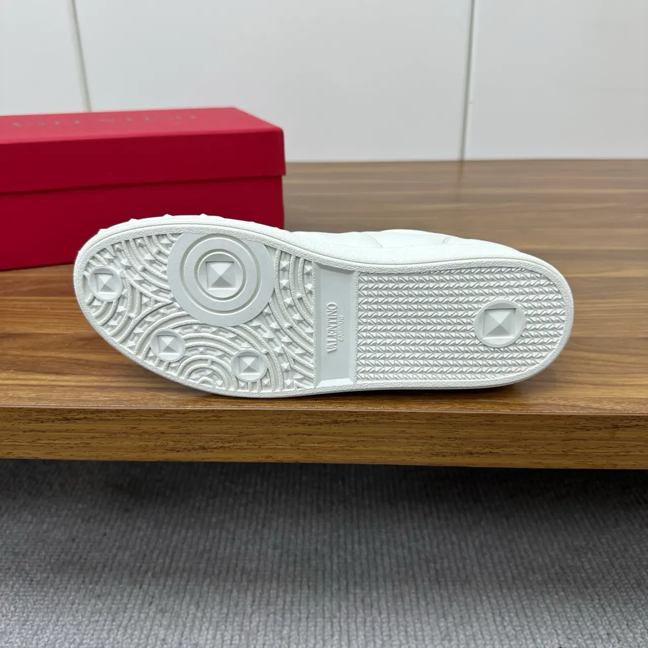 Valentino Rockstud White Leather Lifestyle Sneakers 2