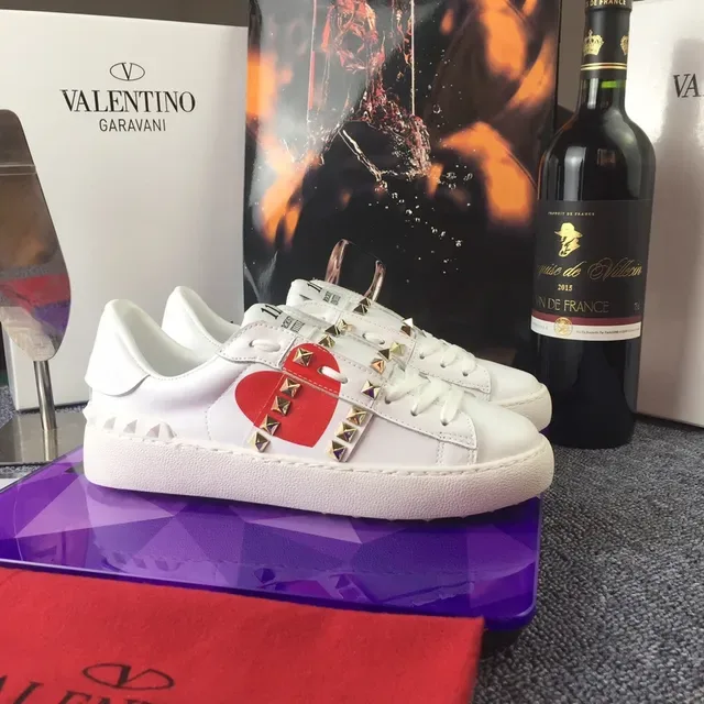 Valentino Rockstud White Leather Red Heart Stud Lifestyle Sneakers 2