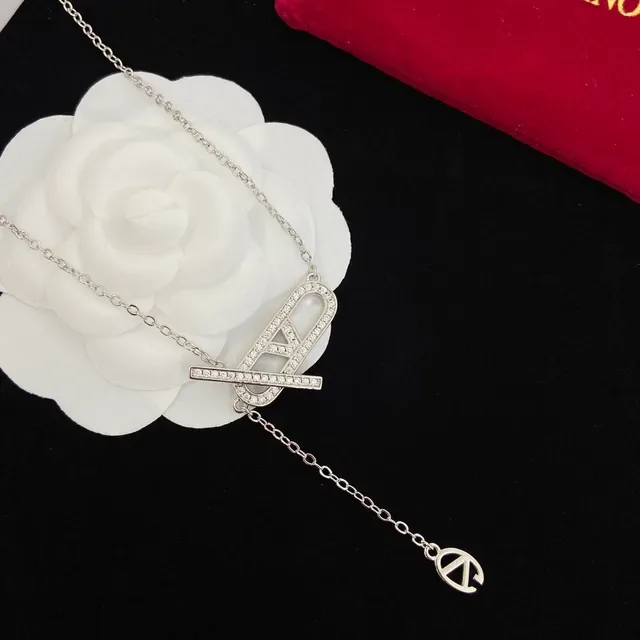 瓦伦蒂诺 VLTN Pavé Monogram 吊坠项链 7
