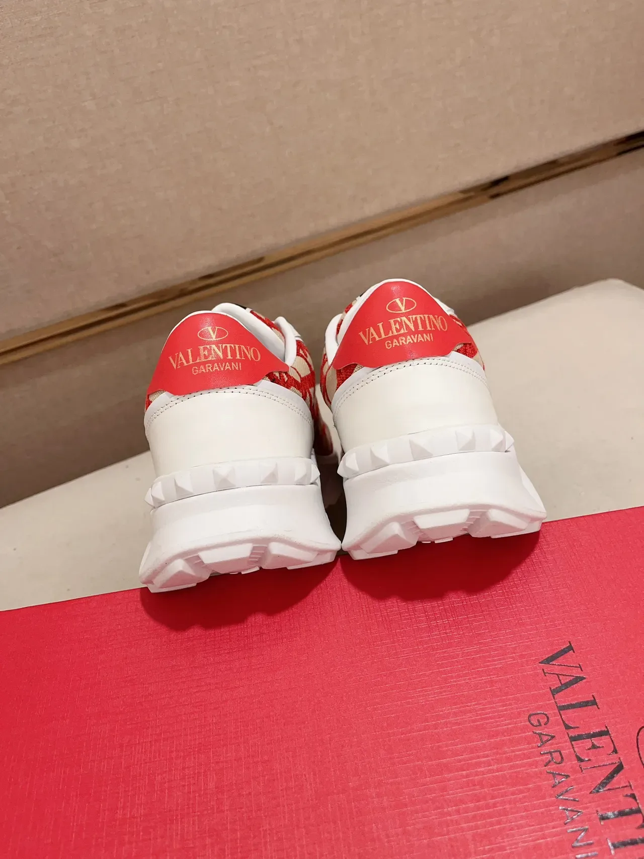 Valentino VLTN Runner White Red Geometric Print Lifestyle Sneakers 3