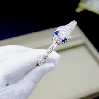 Van Cleef & Arpels 波希米亚蛇 镶嵌蓝宝石眼睛 蛇手链