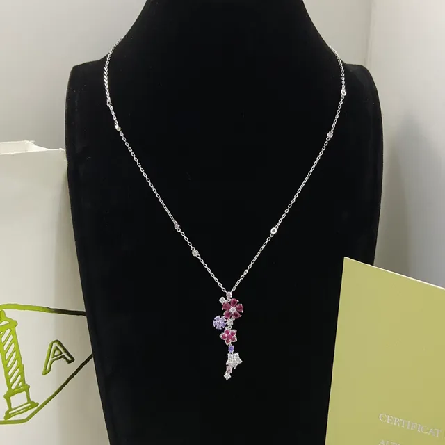 Van Cleef & Arpels Collares con colgantes de gemas florales 6