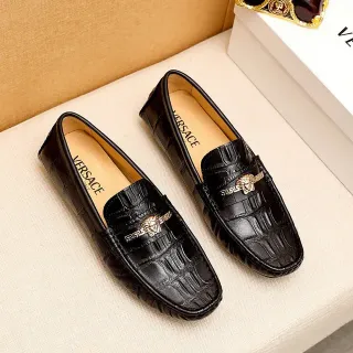 Versace Noir Or Cuir Crocodil Embossé Boucle Tête Médusa Loafer