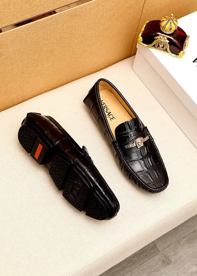 Versace Black Gold Crocodile-Embossed Leather Medusa Head Buckle Loafer 9