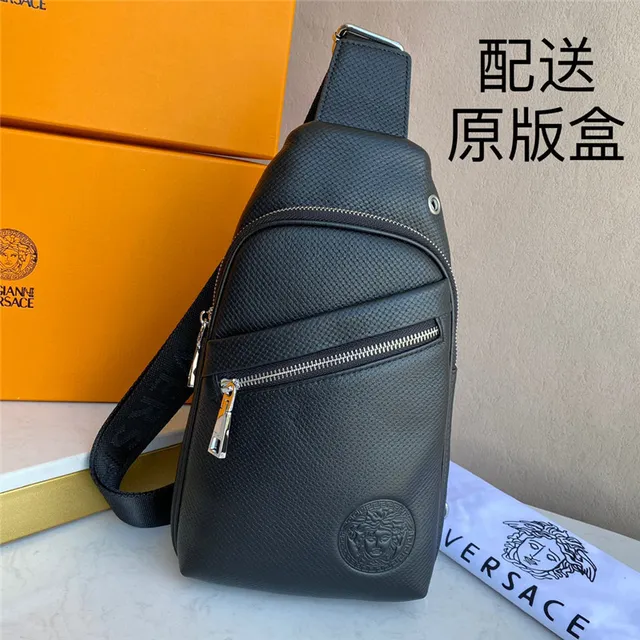 Versace Noir Argent Cuir à grain texturé Embossé Logo Médusa Sac Messager 9