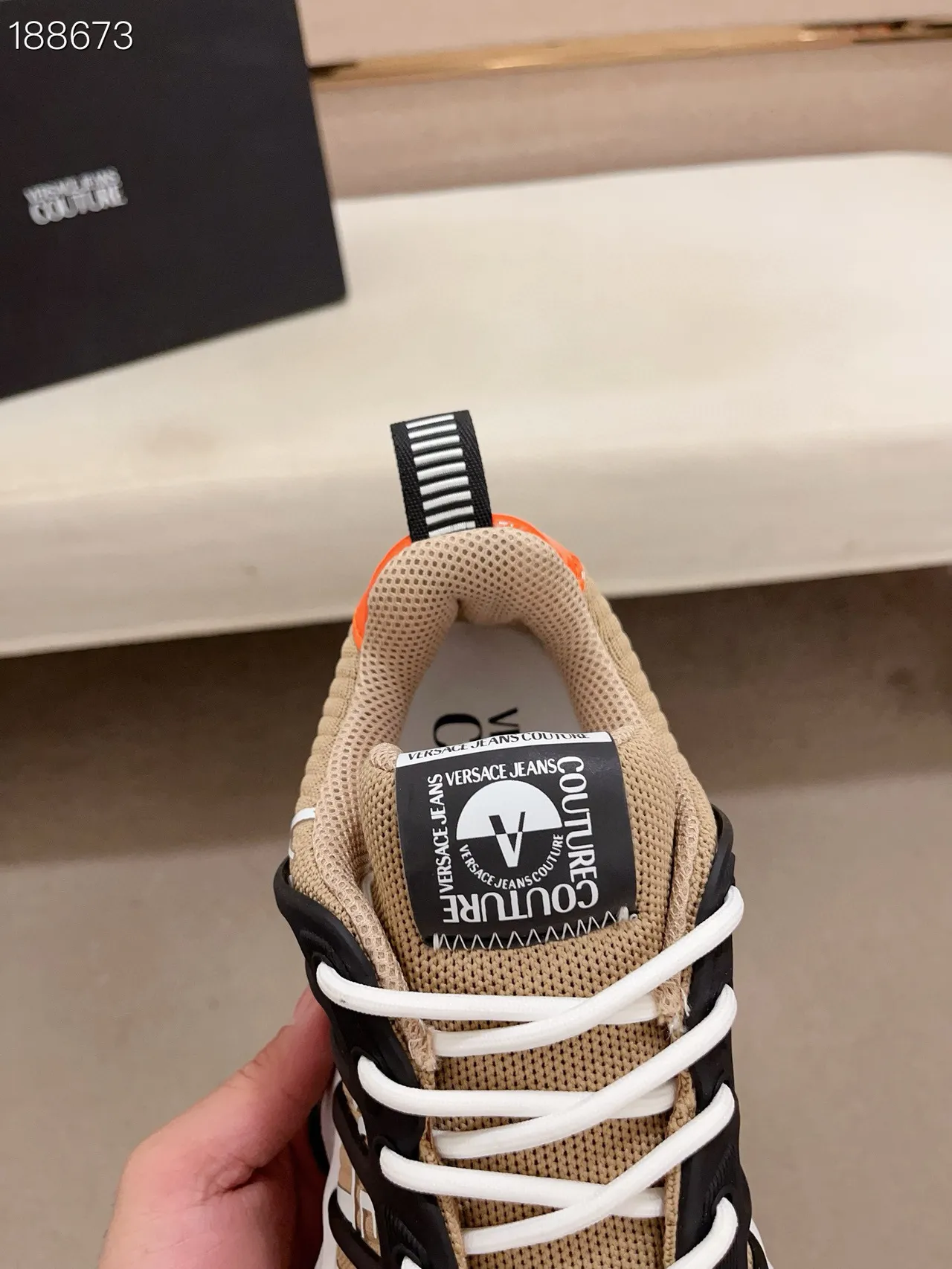 Versace Chain Reaction Beige Black Orange 厚底运动鞋 8