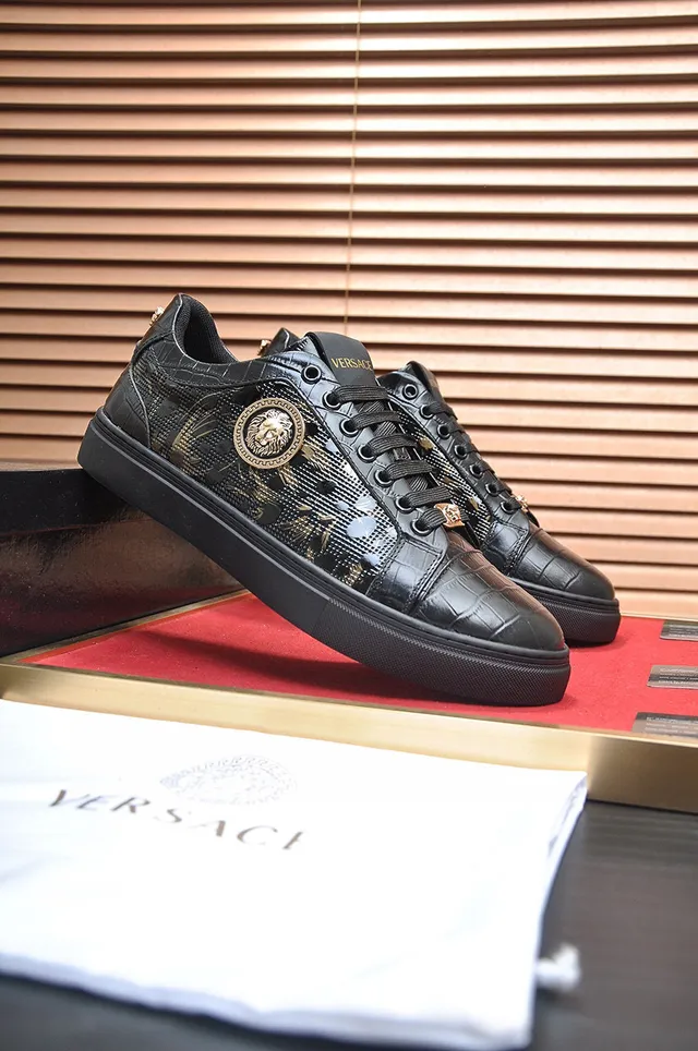 Versace Chain Reaction 黑色鳄鱼压纹 Gold Medusa 生活方式运动鞋 8