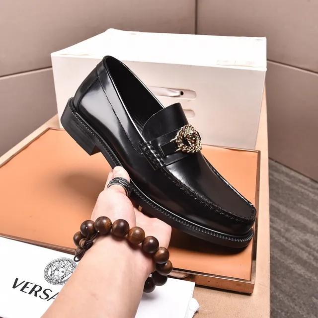 Versace Chain Reaction Mocassins Couro Preto Polido Fivela Medusa 7