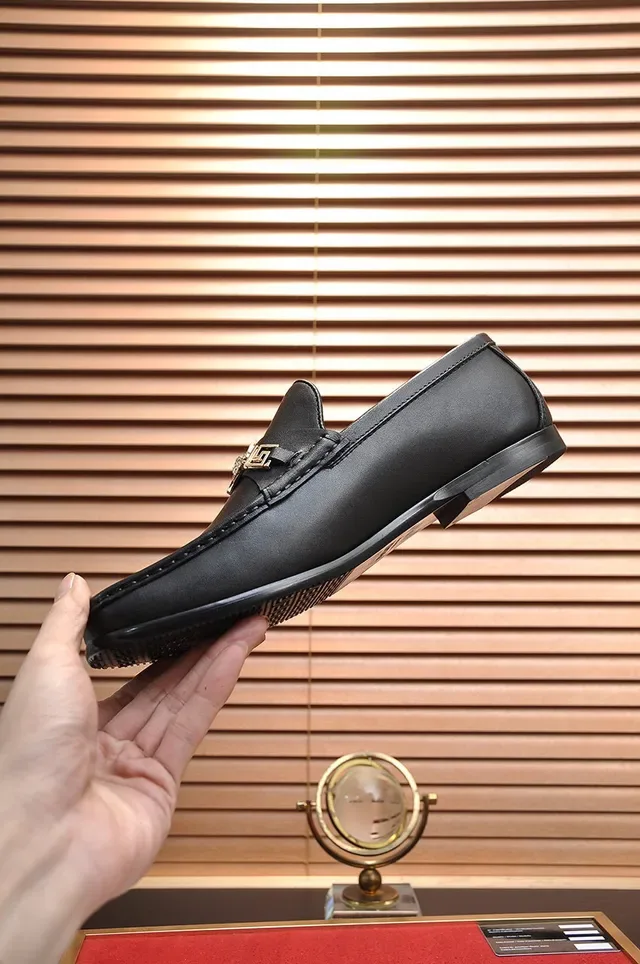 Versace Greca Odissea Black Leather Medusa Hardware Loafers 5
