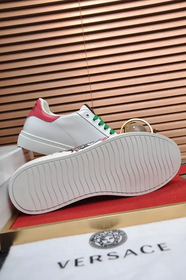 Versace Jeans Couture Blancos Verdes Rojos Bordados Lifestyle Sneakers 4