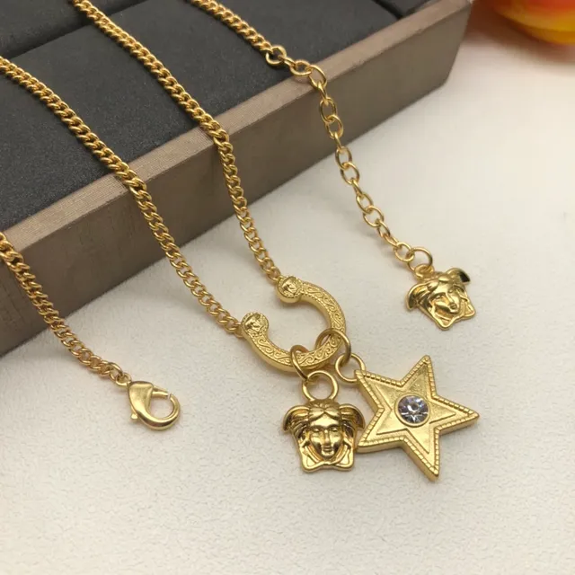 Versace La Medusa Star قلادة سلسلة ذهبية 2