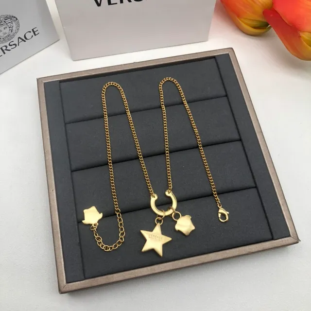 Versace La Medusa Star قلادة سلسلة ذهبية 4