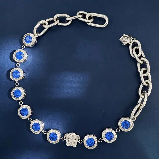Versace Medusa Greca नीली क्रिस्टल चंकी चेन नेकलेस 3