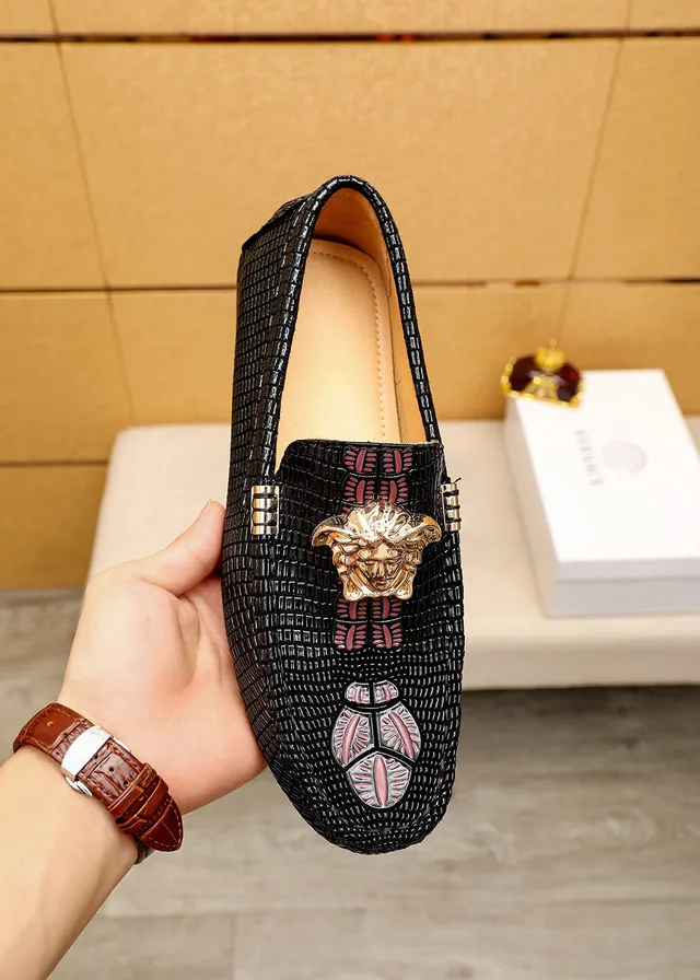 Versace Odissea Negro Dorado Textura Tejida Cabeza Medusa Hardware Mocasín 7