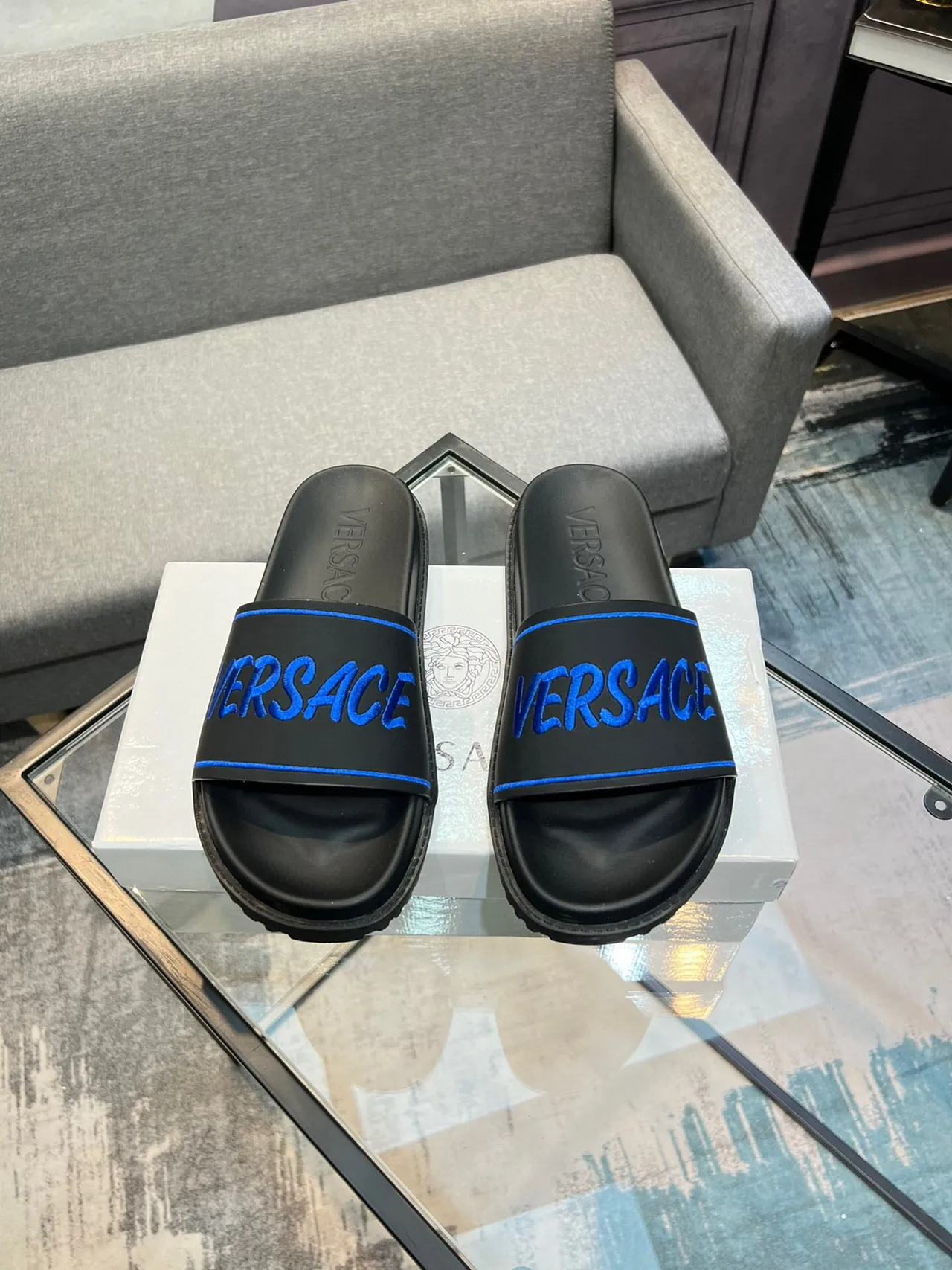 Versace Slide Negro Azul Logo Bordado Contraste Piping Zapatillas 2