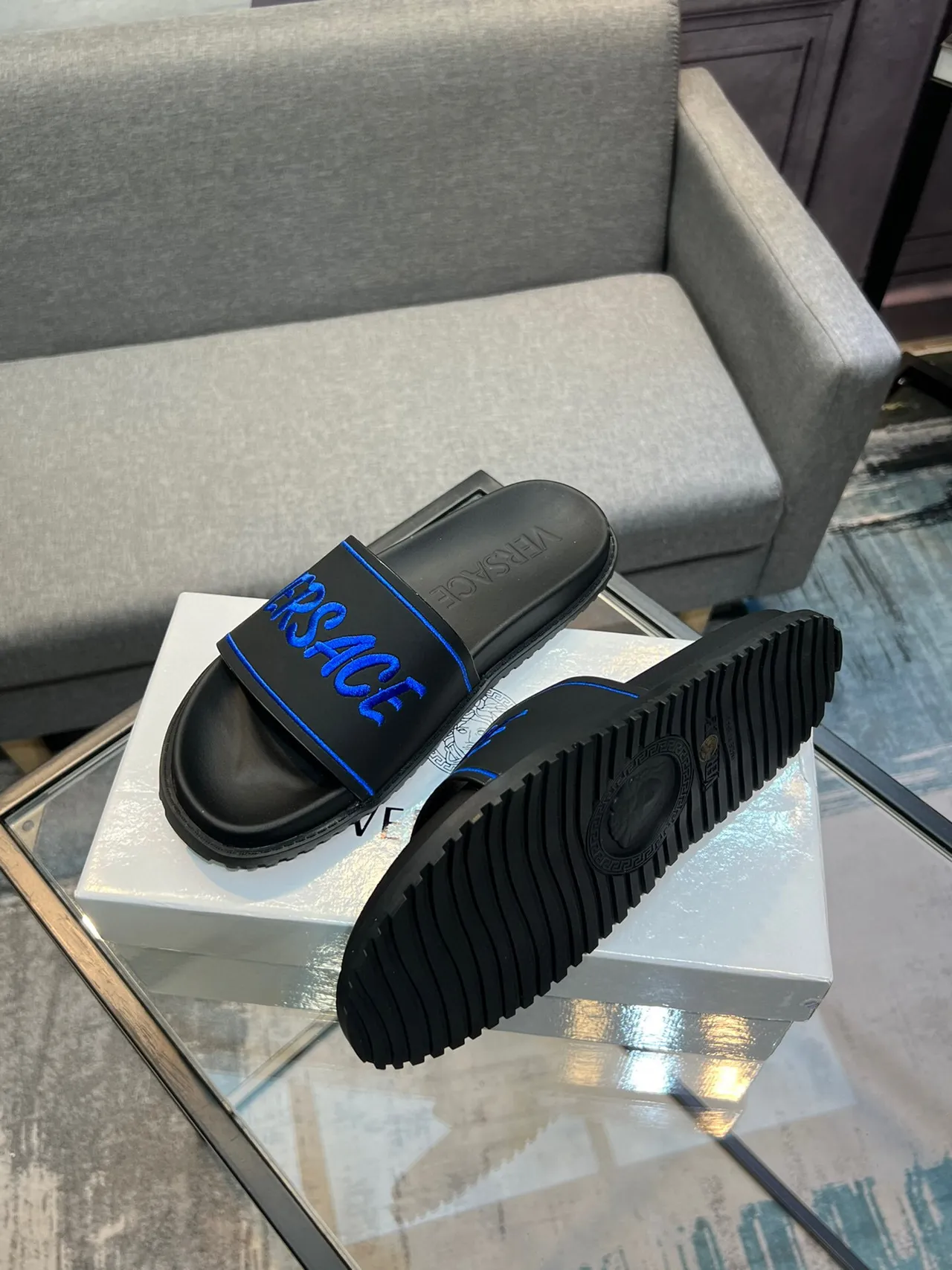Versace Slide Negro Azul Logo Bordado Contraste Piping Zapatillas 4